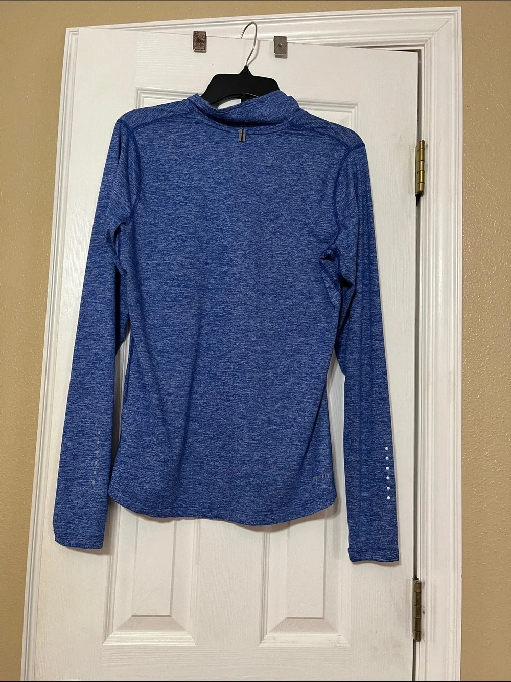 Nike Women’s Blue Dri-FIT 1/4 Zip Pullover - Picture 3 of 3